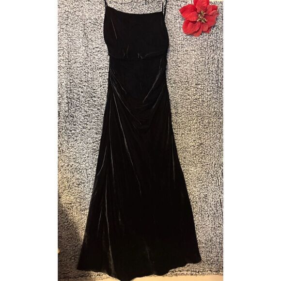 Zara Women's Black Velvet Maxi Dress M Ruched Spaghetti Straps Formal - Picture 1 of 11